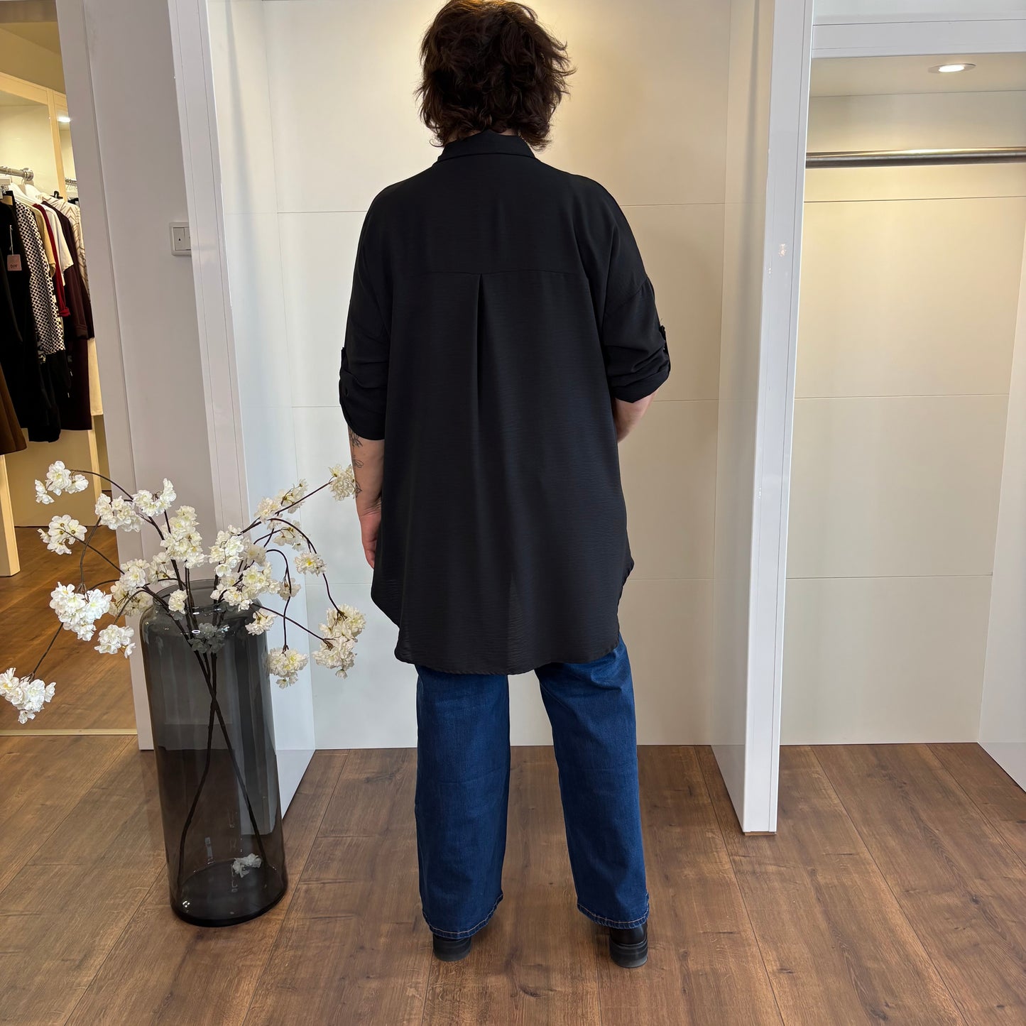Longbluse Schwarz Manu