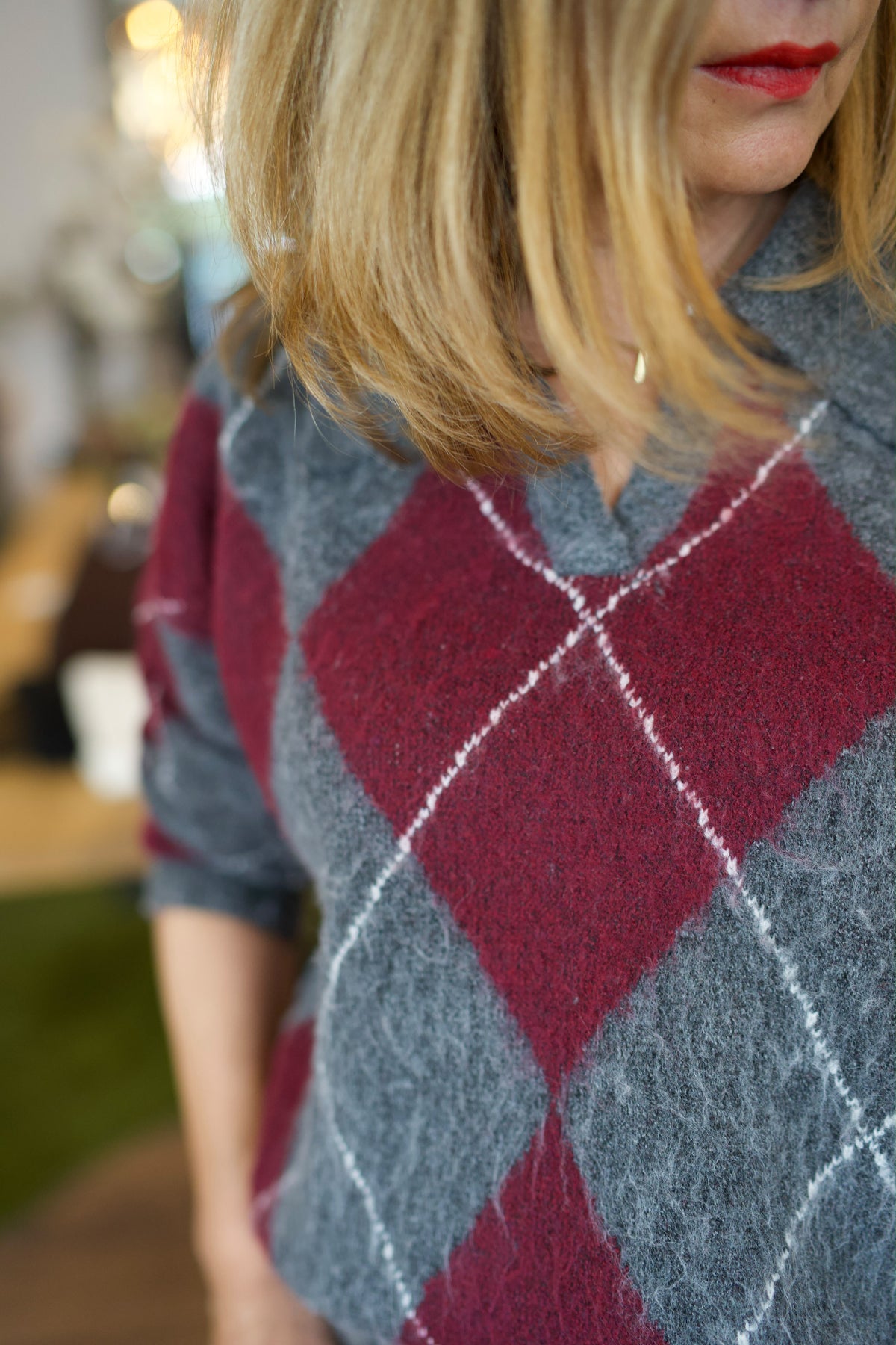 Kuschelpullover mit Rautenmuster in Grau & Beere Jill von Esvivid