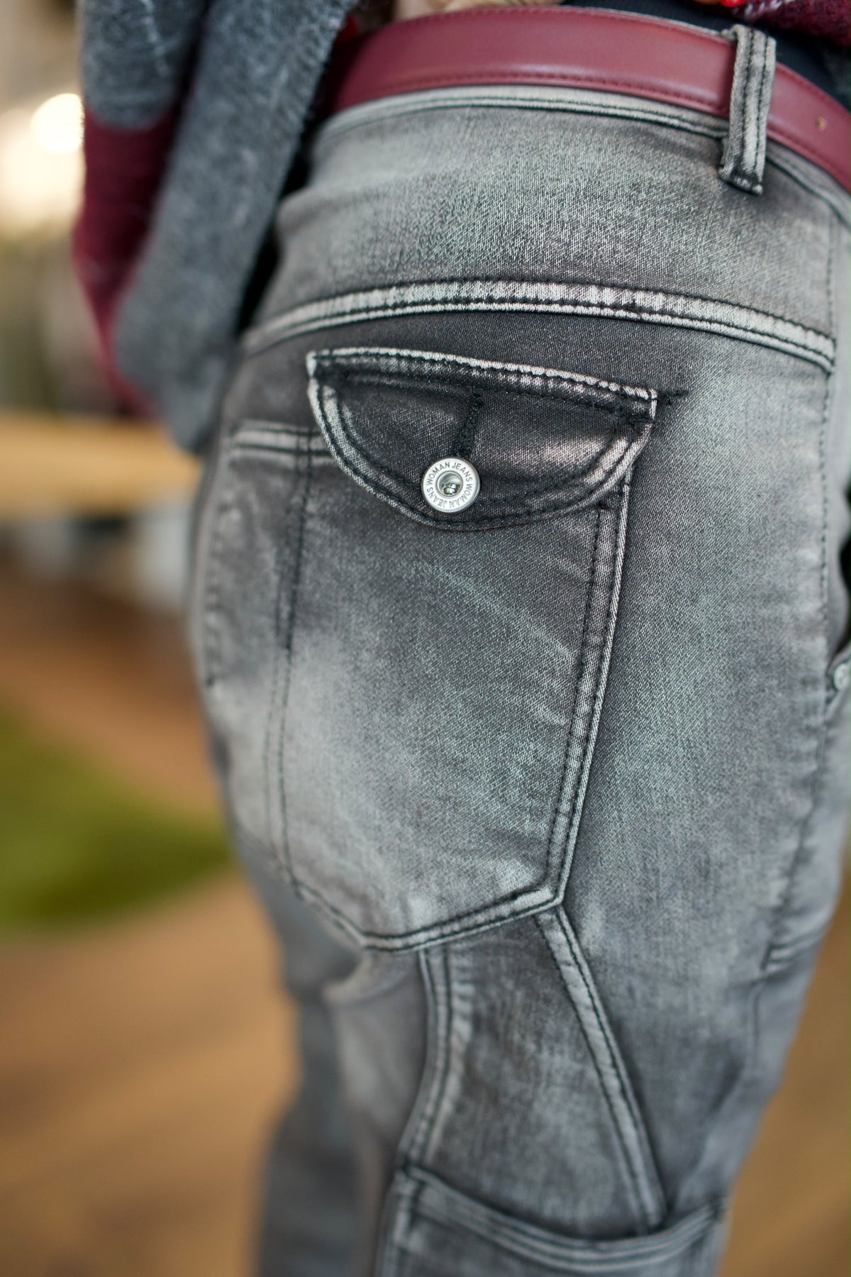 Jeans in lässigen Cargo-Look-Hellgrau Jara von Esvivid