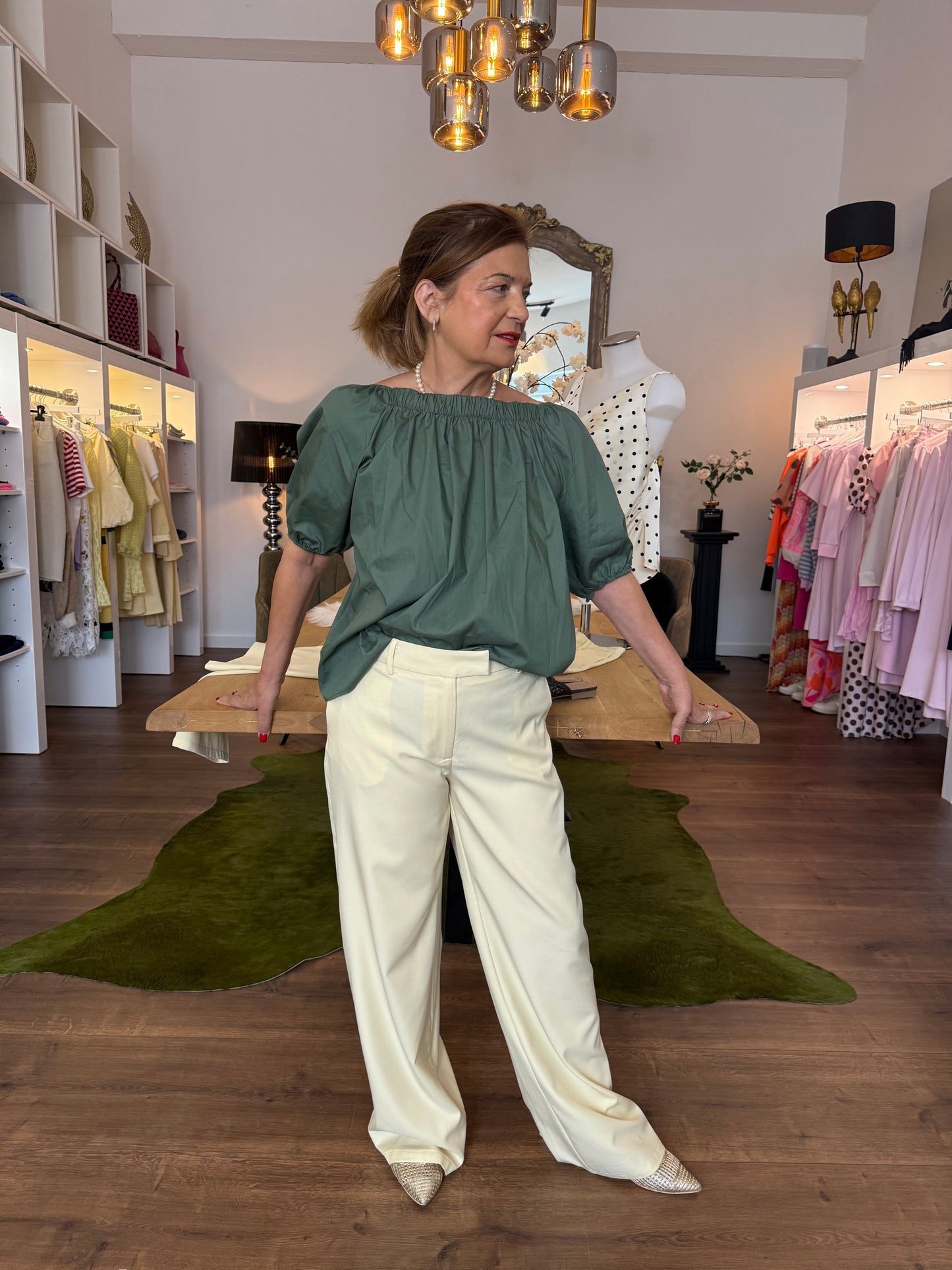 Bluse in Salbeigrün Helma