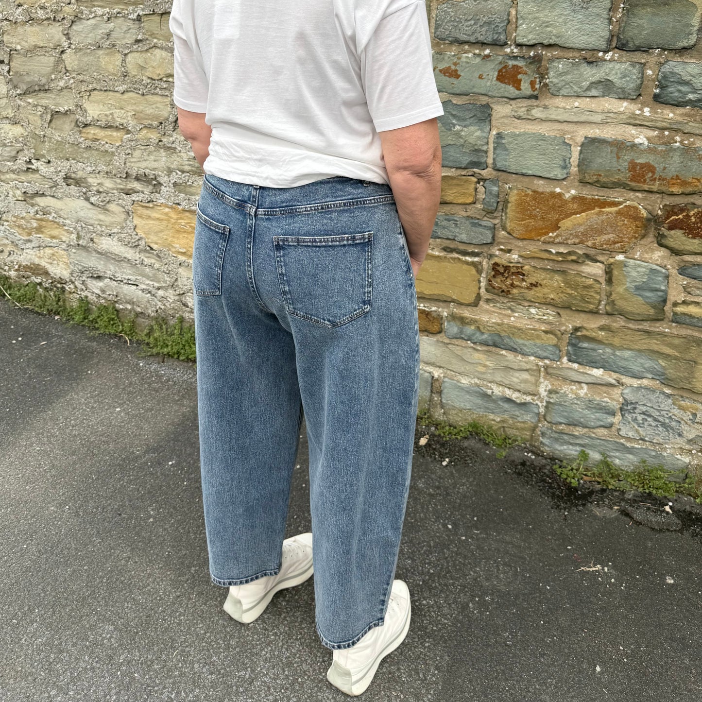Studio UNTOLD Barrel-Jeans- Chloe