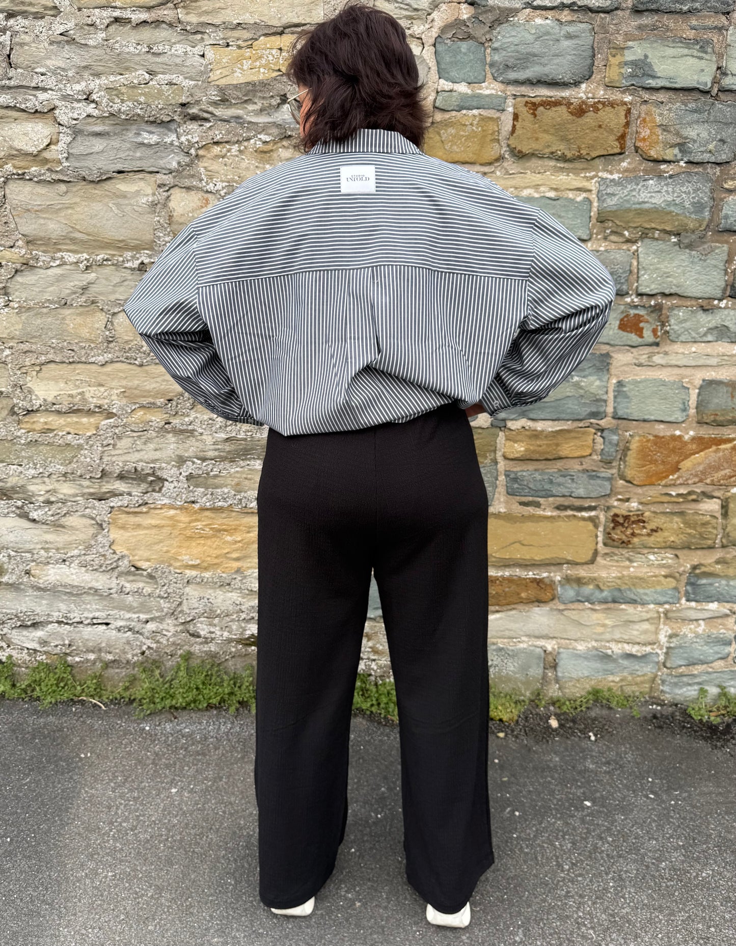 Studio UNTOLD fließend schwarze Hose