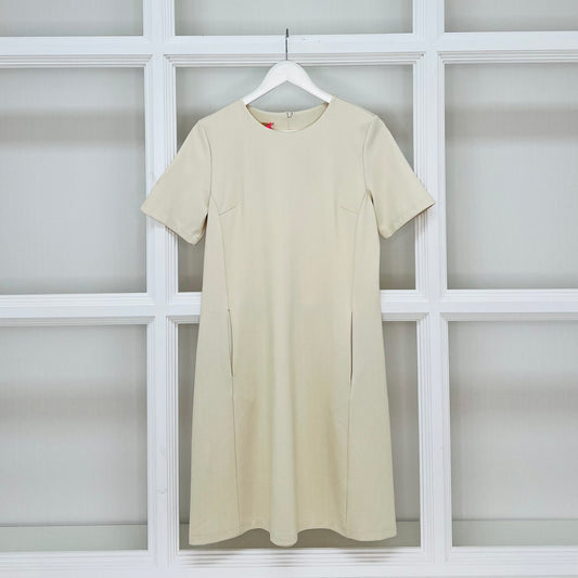 Kleid in beige mit Taschen Enya von Esvivid