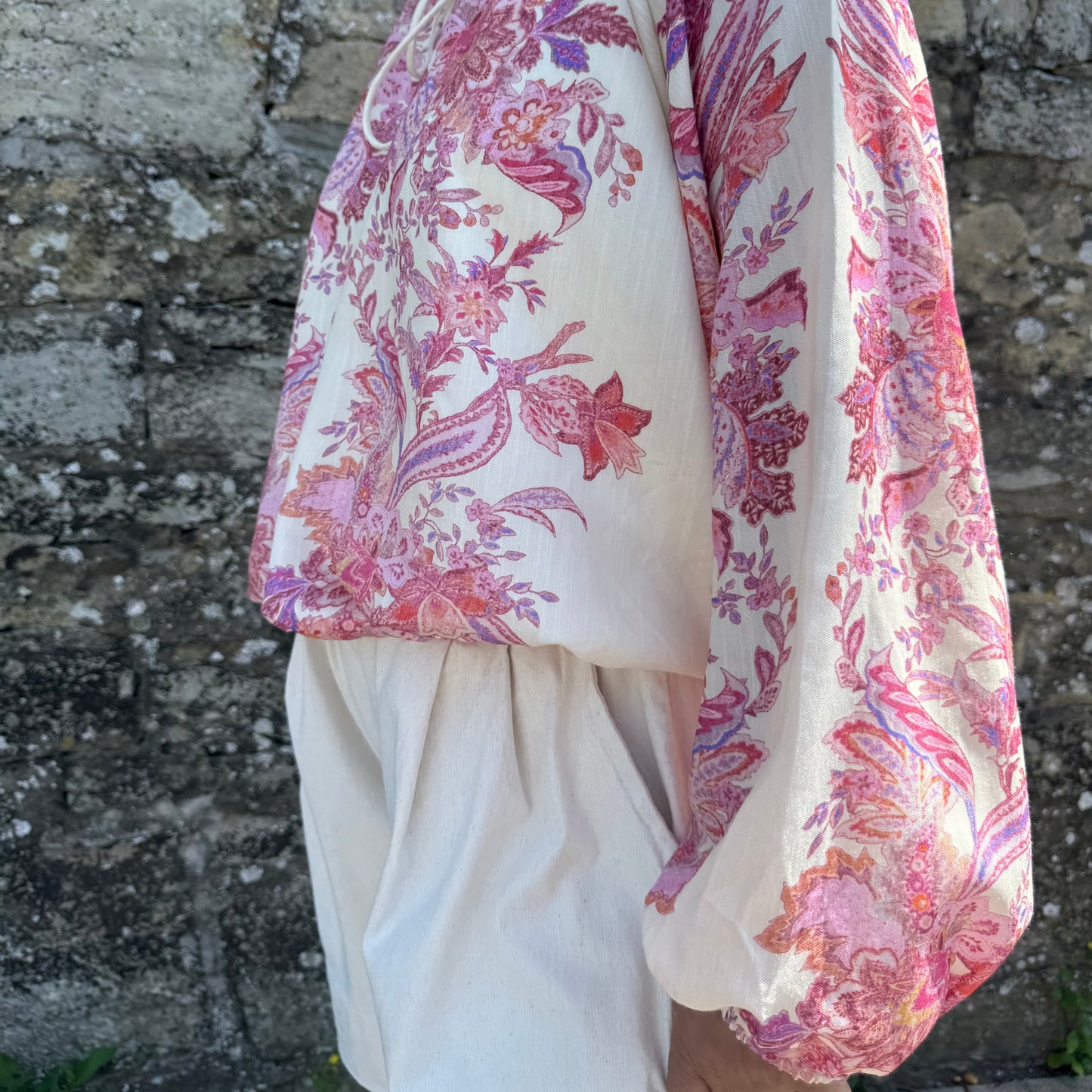 Luftige Bluse mit romantischem Blumenprint - Gilda