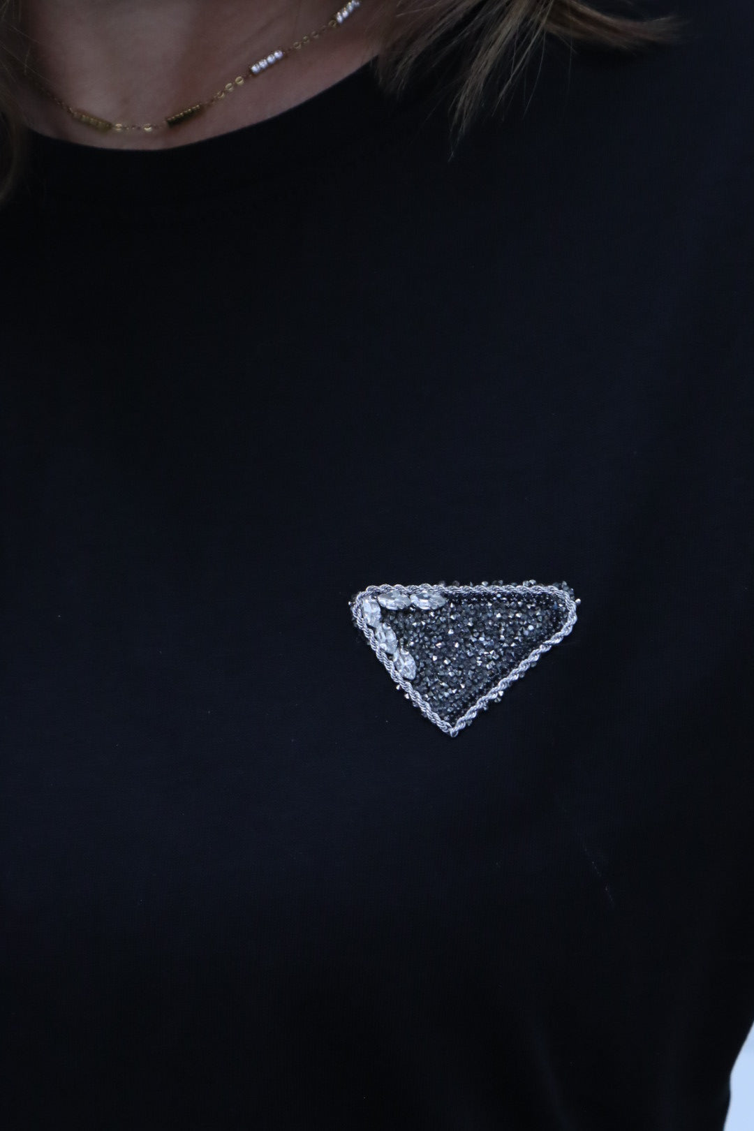 T-Shirt schwarz mit Strassdetail Aria