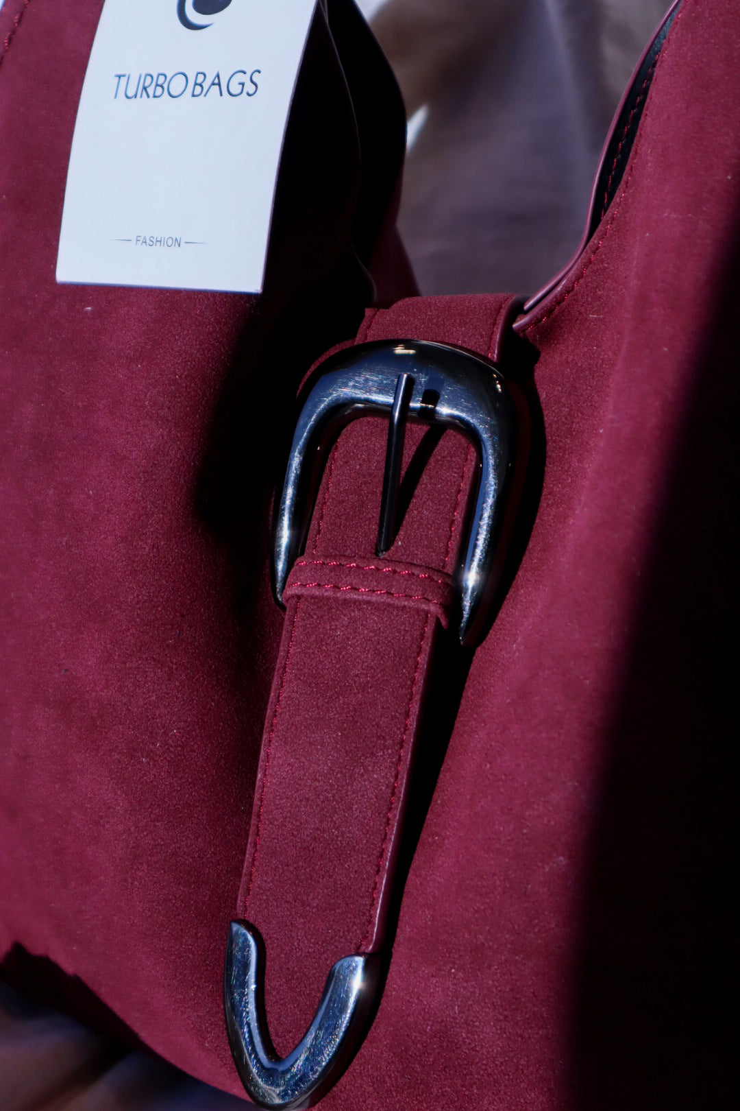 Elegante Hobo-Bag in Bordeaux