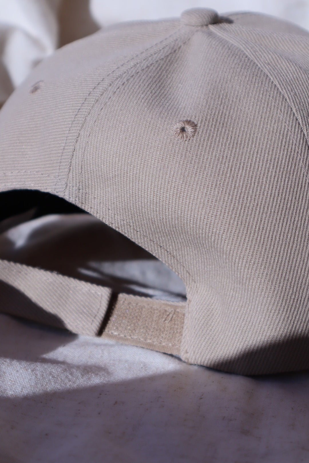 Stylische Snap-Cap New York in Beige